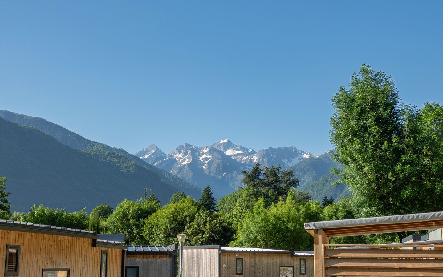 Contact Camping Pradelongue - Luchon dans les Pyrénées