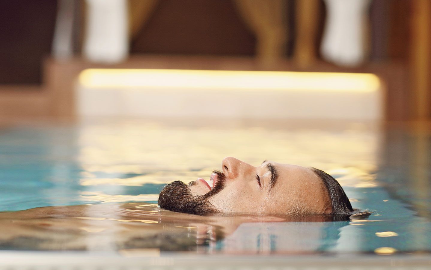 Baignade aux thermes du Luchon